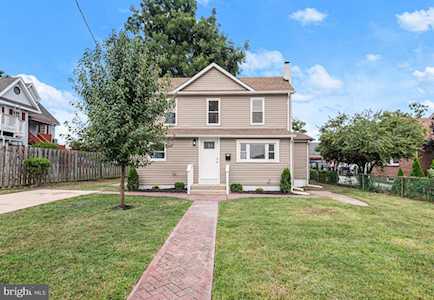 17 Harrison Ave N Middle River, MD 21220