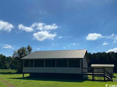 64 Sarah Dr. Andrews, SC 29510