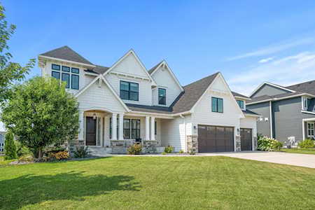 5860 Club Valley Road Shorewood, MN 55331