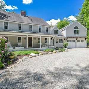 34 Register Road Marion, MA 02738