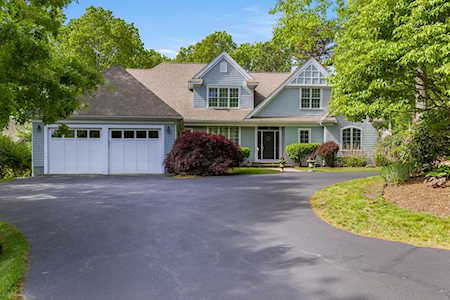 27 Chipping Hill Plymouth, MA 02360
