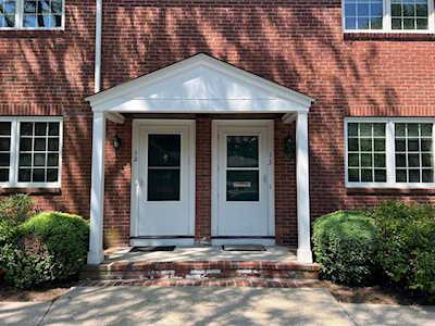 63 Linden #12 Wellesley, MA 02482