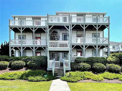 2807 Pier Pointe Dr Emerald Isle, NC 28594