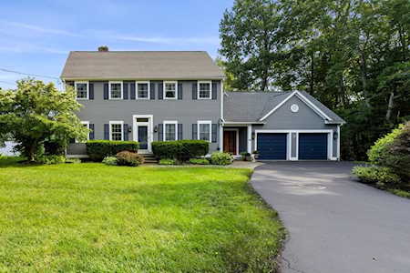 58 Boxford Rd Ipswich, MA 01938
