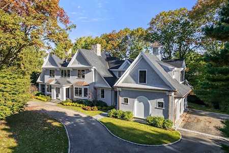 31 Cranmore Road Wellesley, MA 02481