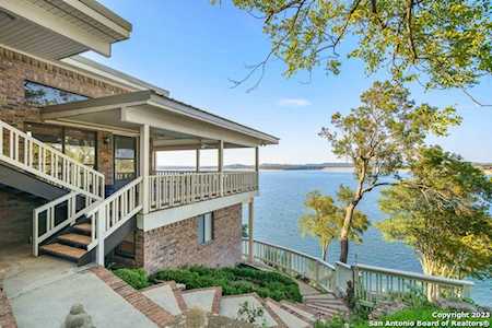 283 Buckhaven Dr Canyon Lake, TX 78133