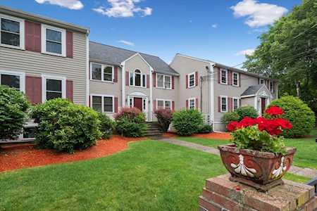 53 Brook St #53 Medfield, MA 02052