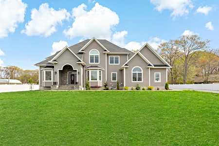 473 Hickory Rd North Attleboro, MA 02760