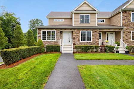 68 Bristol Cir #38 Raynham, MA 02767