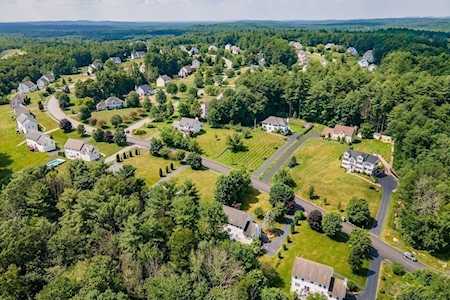 22 Chandler Road Westford, MA 01886