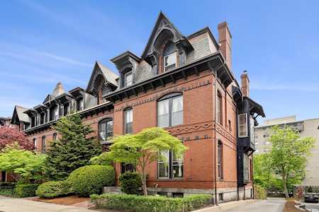 18 Monmouth Ct Brookline, MA 02446
