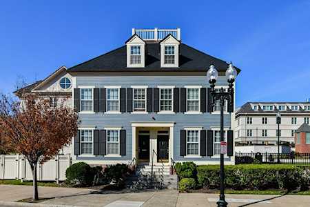 90 Constitution Rd #90 Boston, MA 02129