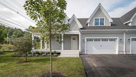 2 Dow Brook Circle #33 Ipswich, MA 01938