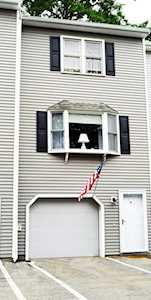 105 Tennis Plaza Rd #8 Dracut, MA 01826