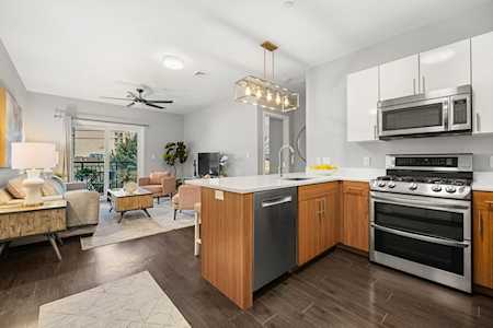 999 Hancock St #205 Quincy, MA 02169