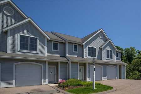 140 Commonwealth #4 North Attleboro, MA 02763
