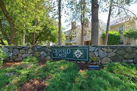 17 Walden Dr #8 Natick, MA 01760