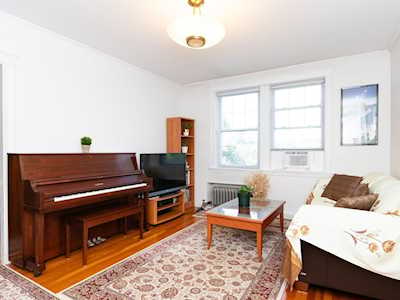 183 Kent St #6 Brookline, MA 02446