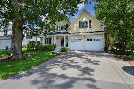16 Fair Oaks Park Needham, MA 02492