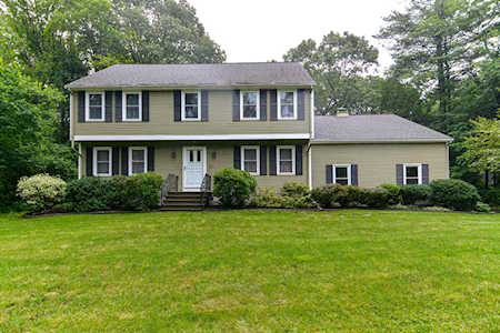 61 Teresa Road Hopkinton, MA 01748