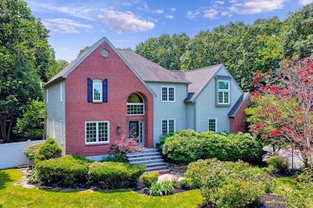 5 Country Lane Southborough, MA 01772