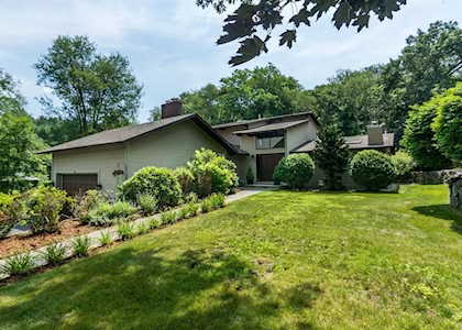 81 Old County Road Waltham, MA 02453