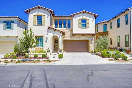 2051 Aliso Canyon Dr Lake Forest, CA 92610