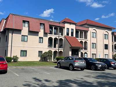685 Oak St #10-10 Brockton, MA 02301