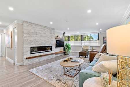 77 Adams St #103 Quincy, MA 02169