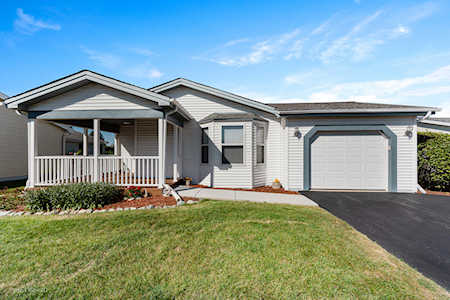1206 Pinto Ln Grayslake, IL 60030