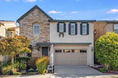 238 Crestview Circle Daly City, CA 94015