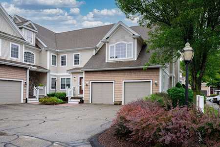 307 Regency Ln #307 Abington, MA 02351