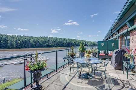 60 Merrimac St #912 Amesbury, MA 01913