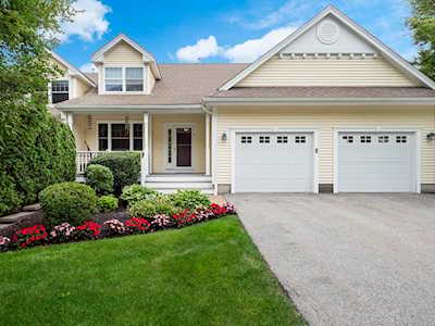 11 Salisbury Hill Blvd #11 Worcester, MA 01609