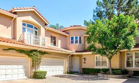2546 Aquasanta Tustin, CA 92782