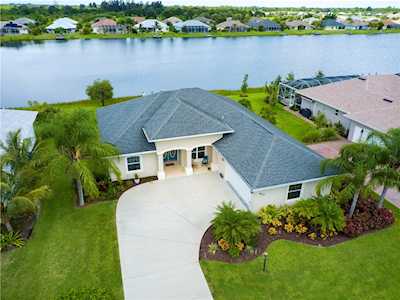 907 Yearling Trl Sebastian, FL 32958