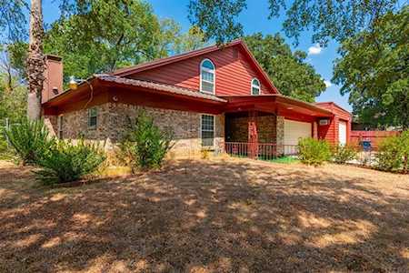 1209 Tyra Lane Fort Worth, TX 76114