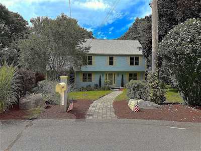 88 Pickering Avenue Bellingham, MA 02019