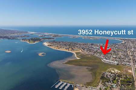 3952 Honeycutt St San Diego, CA 92109