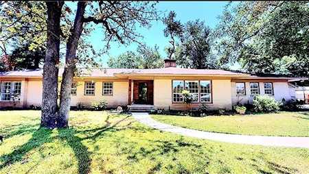 101 Thunderbird Drive Athens, TX 75751