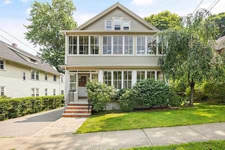 52 Mt. Vernon #52 Arlington, MA 02476