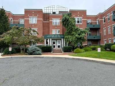 10 Pleasant St #102 Lynn, MA 01902
