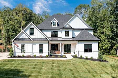 124 Direct Dr Mooresville, NC 28117