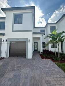 13652 SW 157th Ct #0 Miami, FL 33196