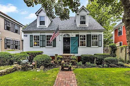 60 Commercial St Provincetown, MA 02657