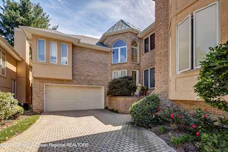 27 La Jolla Ct #N027 Holmdel, NJ 07733