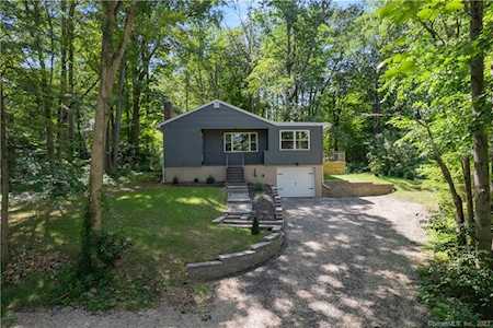 25 Clear Lake Manor North Branford, CT 06471