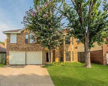 1404 Ardmore Drive Arlington, TX 76018