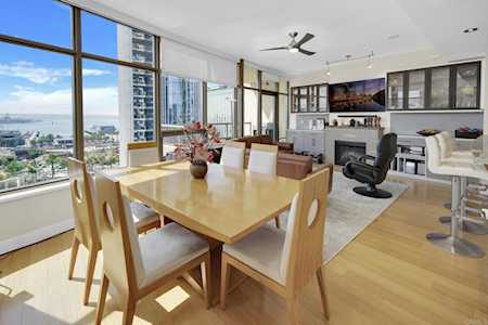 700 W E St #1001 San Diego, CA 92101
