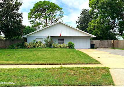 85 Tumbler Drive Port Orange, FL 32129